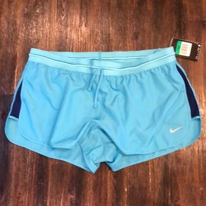 Nike Women’s dri-fit running shorts blue size XL